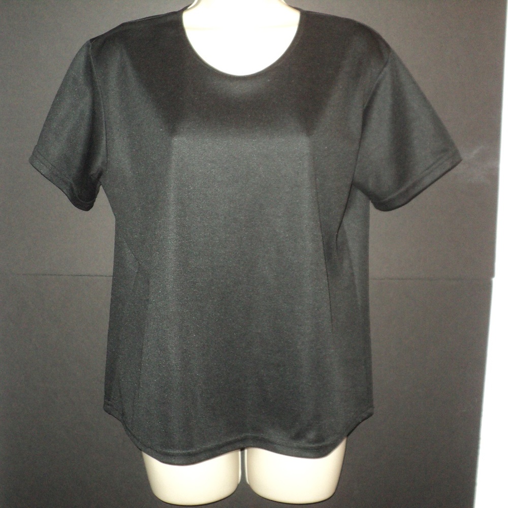 Impressions of CA Size M Black Top Short Sleeves